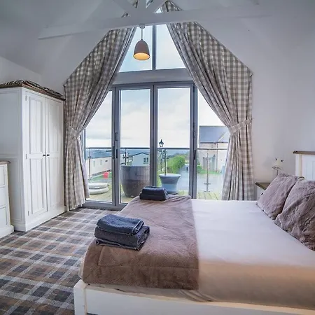 Sea View The Lookout At The Bay Village 2 Bed Sleeps 5 Dog Friendly Free Leisure Facilities Direct Access Pub And Shop Click To View Photos Hébergement de vacances Filey