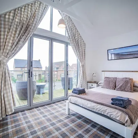 Sea View The Lookout At The Bay Village 2 Bed Sleeps 5 Dog Friendly Free Leisure Facilities Direct Access Pub And Shop Click To View Photos Hébergement de vacances Filey