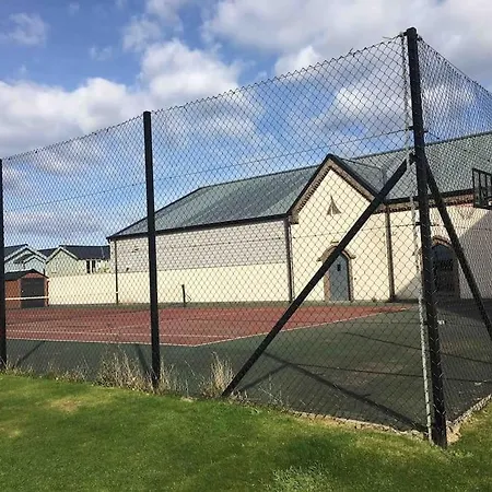 Hébergement de vacances Sea View The Lookout At The Bay Village 2 Bed Sleeps 5 Dog Friendly Free Leisure Facilities Direct Access Pub And Shop Click To View Photos