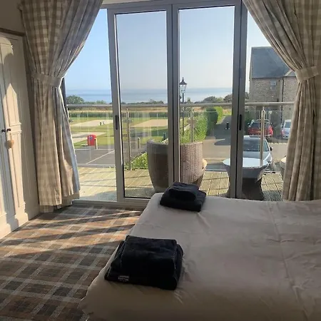 The Lookout The Bay Filey, Sea View, Dog Friendly بيت للعطل *